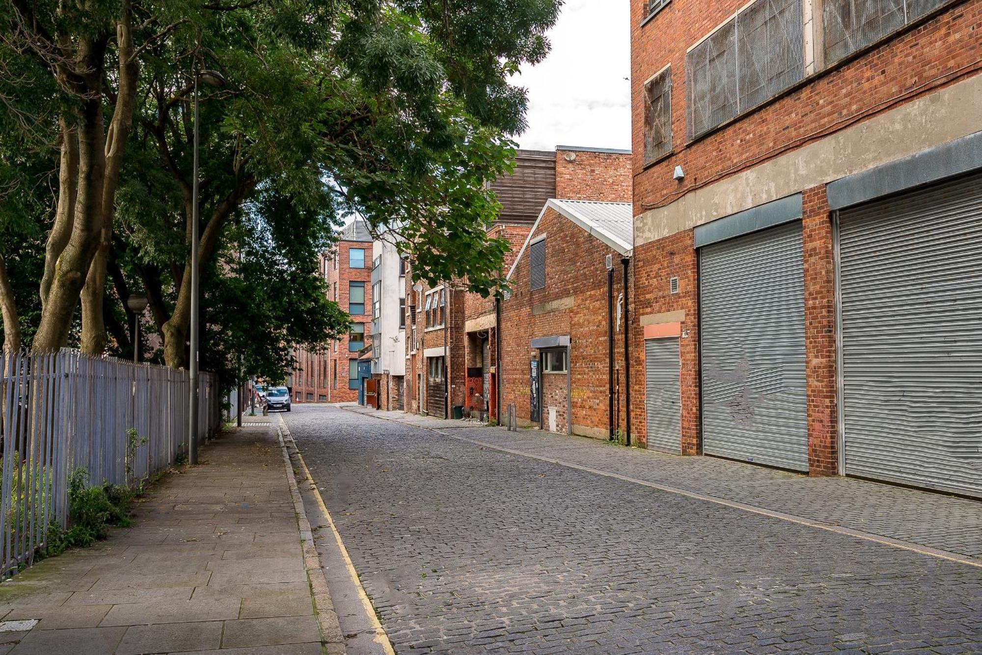 Host & - Henry Street Chambers Apartment *