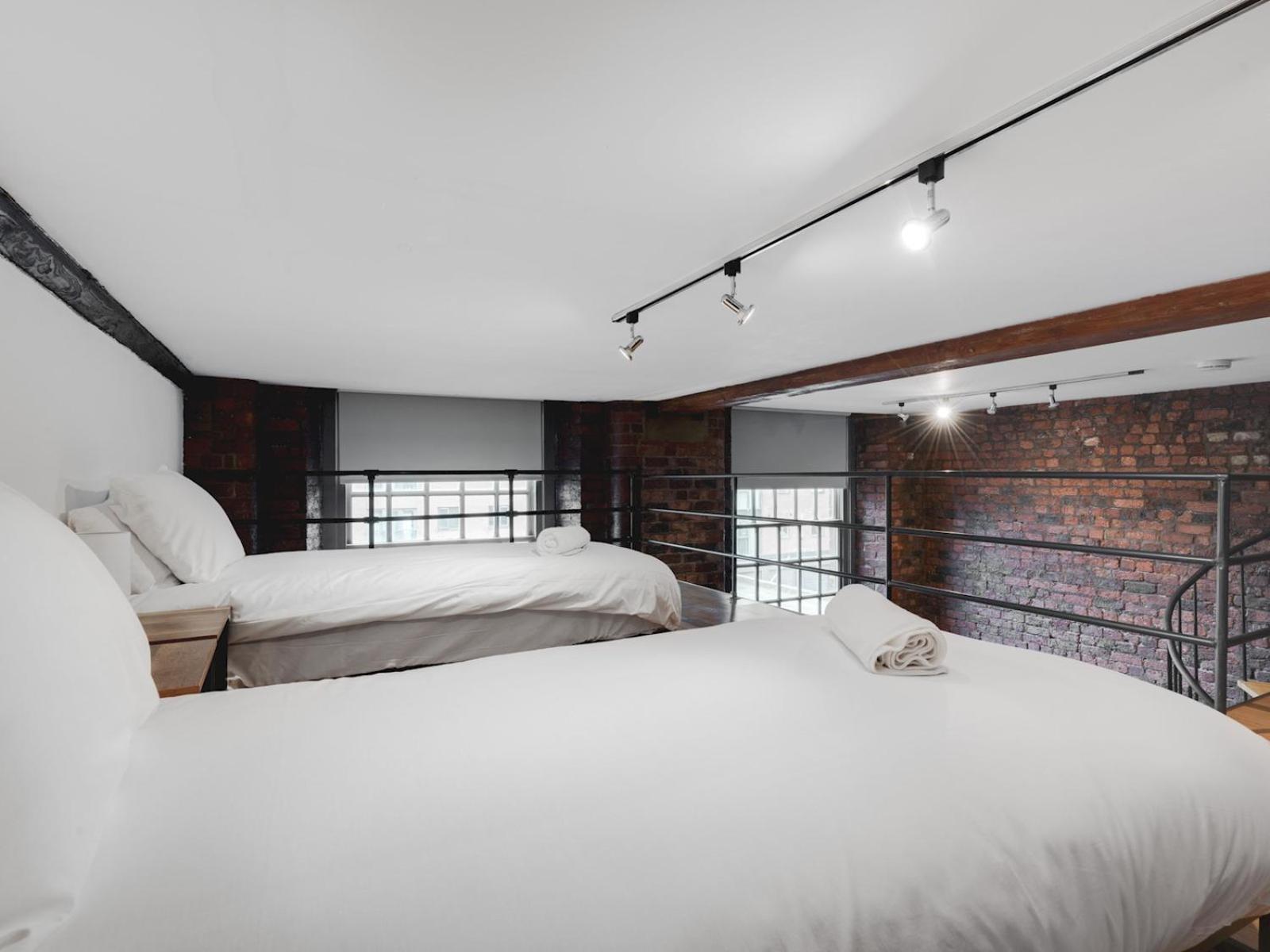 Trafalgar Warehouse Apartmentslps 5 Free Parking Pass The Keys Liverpool