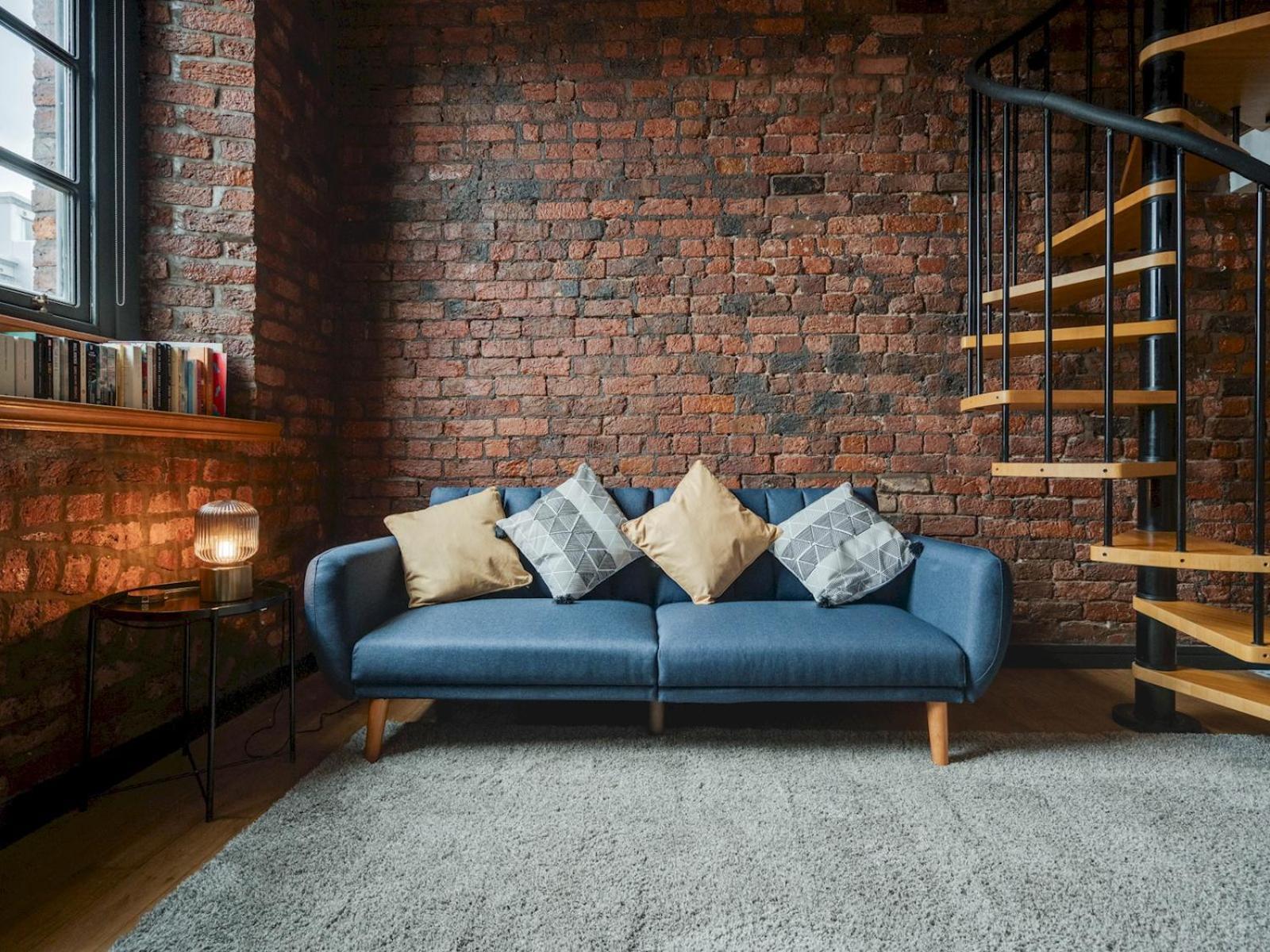 Trafalgar Warehouse Apartmentslps 5 Free Parking Pass The Keys Apartment