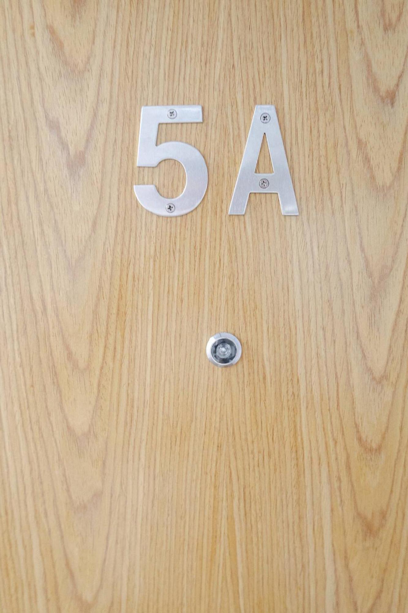 Spacious Getaway - Modern 2-bed Sleeps 10, Perfect For Groups & Families Aparthotel Liverpool