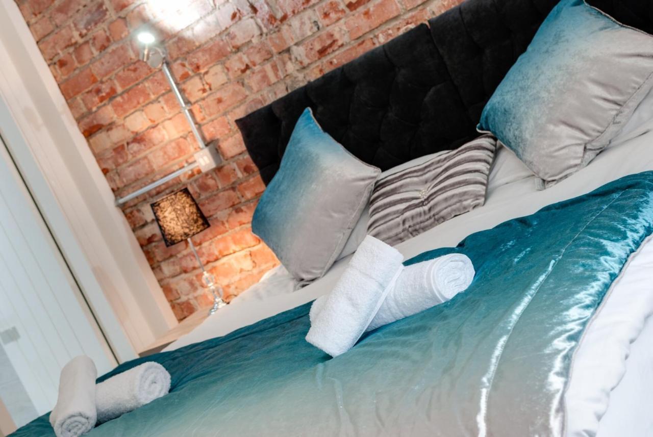 Duke Street Aparthotel 4*