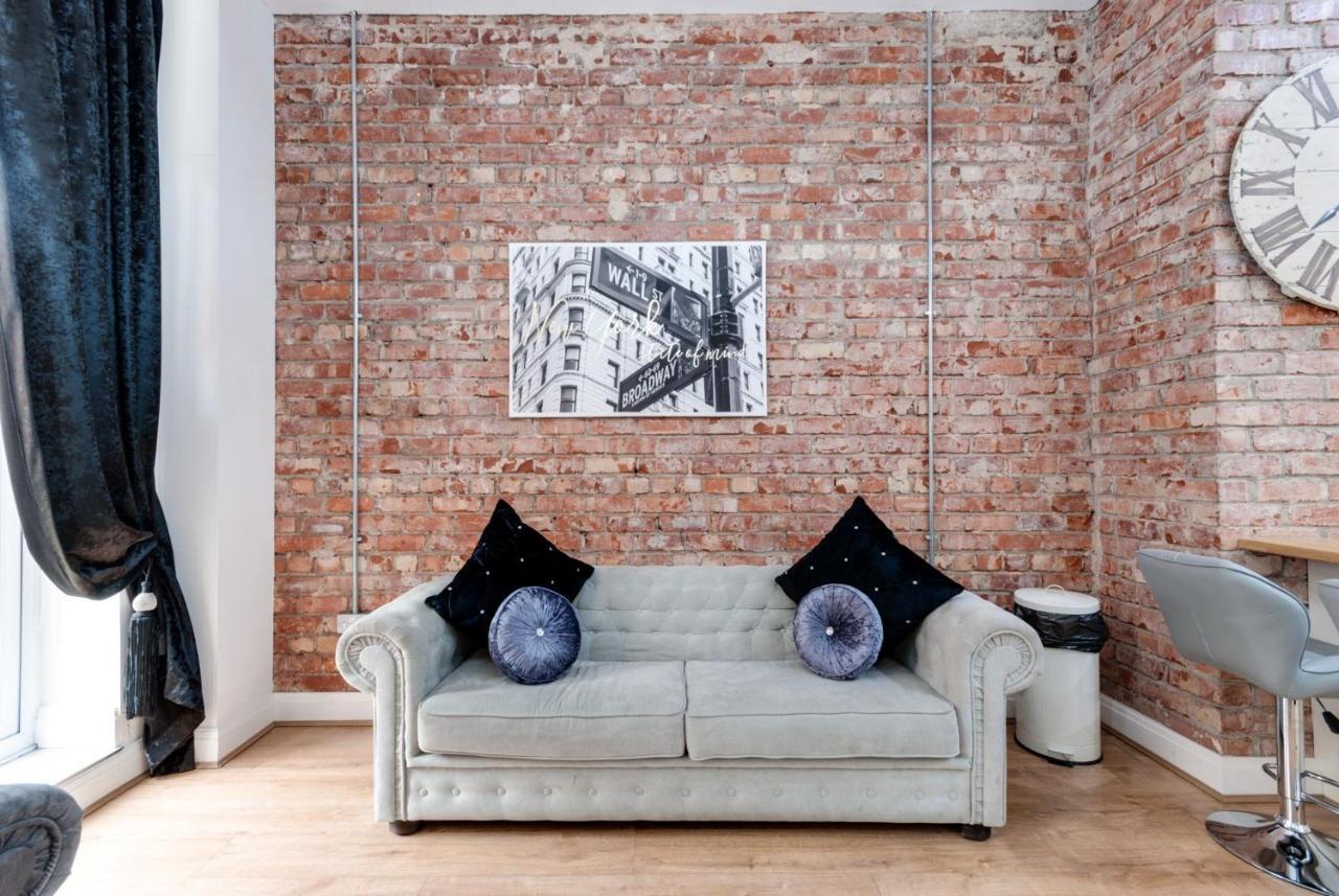 Duke Street Aparthotel 4*