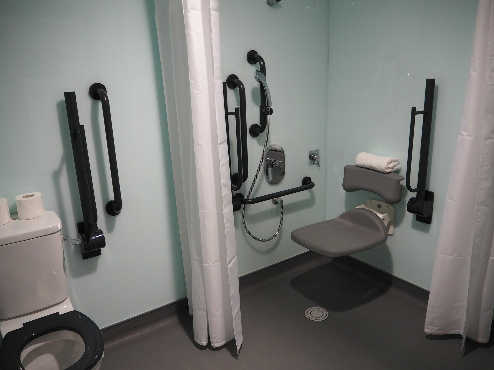 Easyhotel Hotel 3*