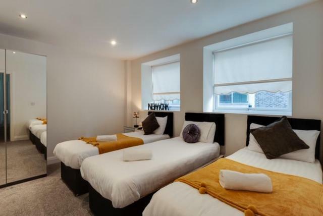Duke Street 4*