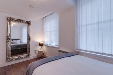 Aparthotel Matthew Street Apart 4*